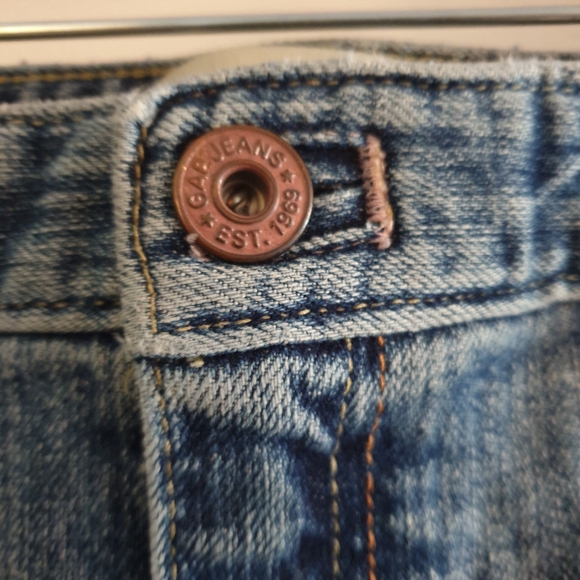 Y2K Gap Jean Skirt. - Picture 2 of 8